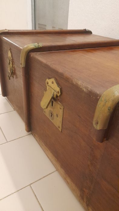 Baul de Madeira e letão