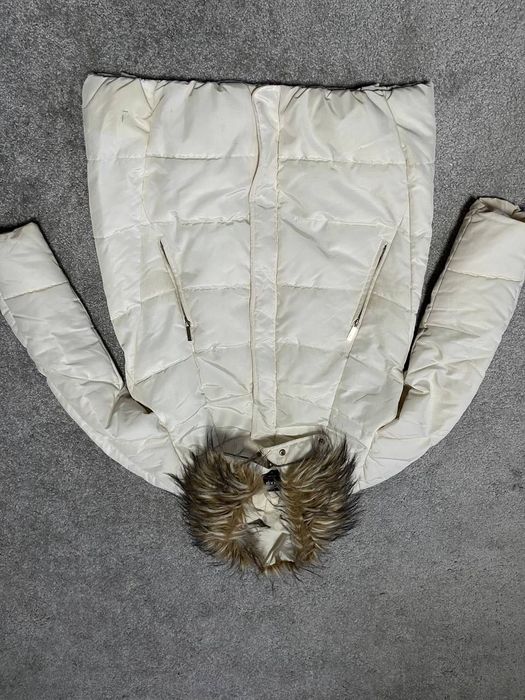 Біла куртка-пуховик Oodji жіноча