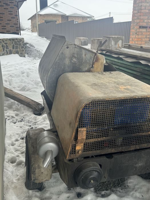 Продам станіію кому цікаво звоніть з документами