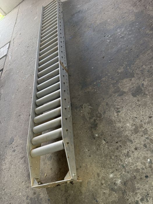 Przenosnik rolkowy 2250x250 mm
