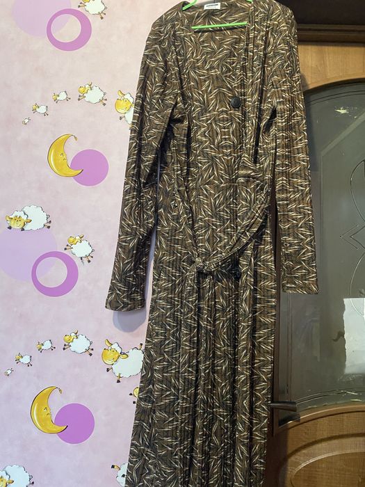 Сукня для жінки (розмір XL)