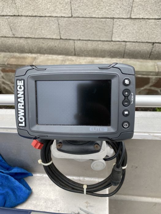 UMS  Tuna 410+лафет+лебідка+ехолот