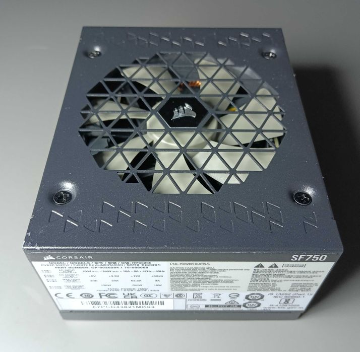 Блок живлення Corsair SF750 (SFX, Platinum)