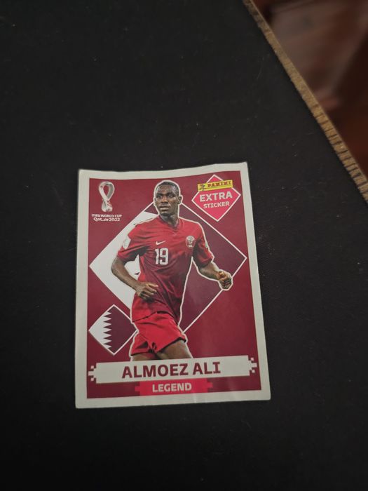 Cromo Neymar Raro + 1 carta legend