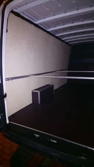 Drążki aluminiowe mocowania ładunków do listw aluminiowych waskich
