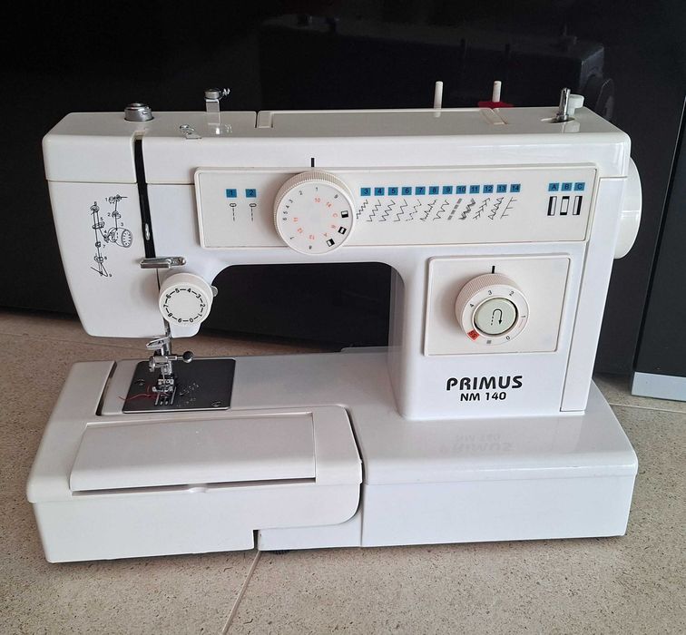 Máquina de Costura - PRIMUS NM 140