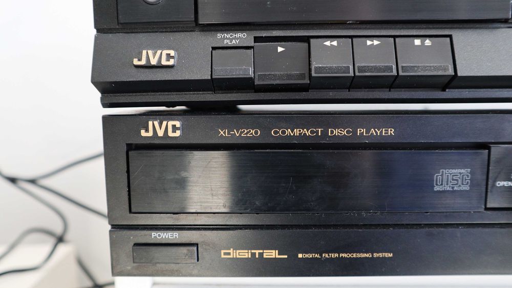 Стойка проигрыватель СД JVC XL-V220 и кассетная дека JVC TD-W20 Япония
