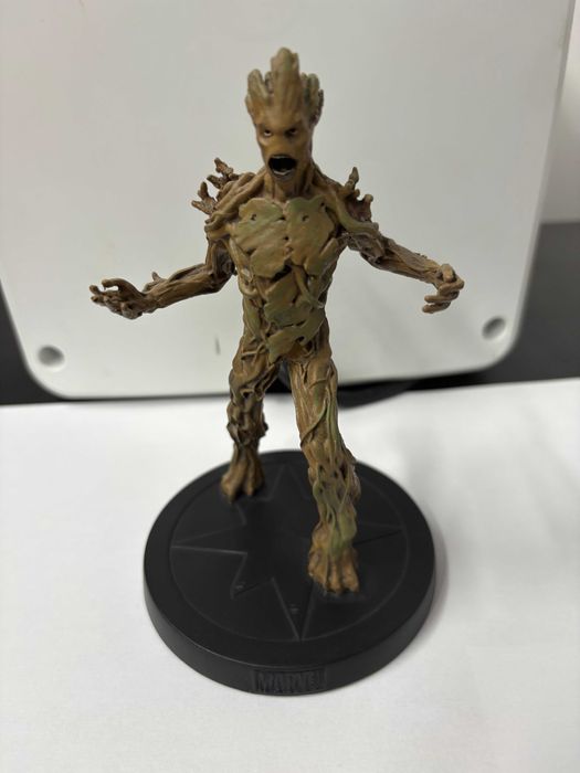 Marvel Movie Collection -figurka z prenumeraty premium- dorosły Groot