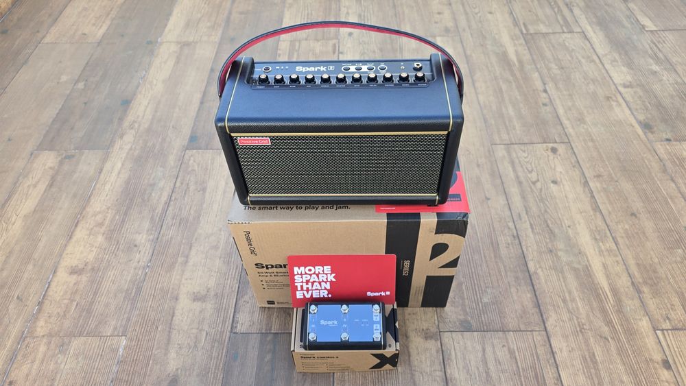 SPARK 2 amplificador para guitarra + pedal SPARK Control X