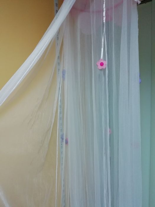 Балдахін , москітна сітка