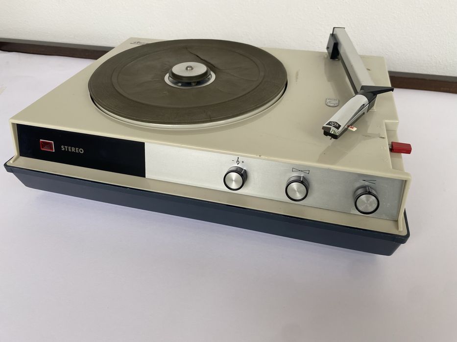 Gira Discos Philips AG5857