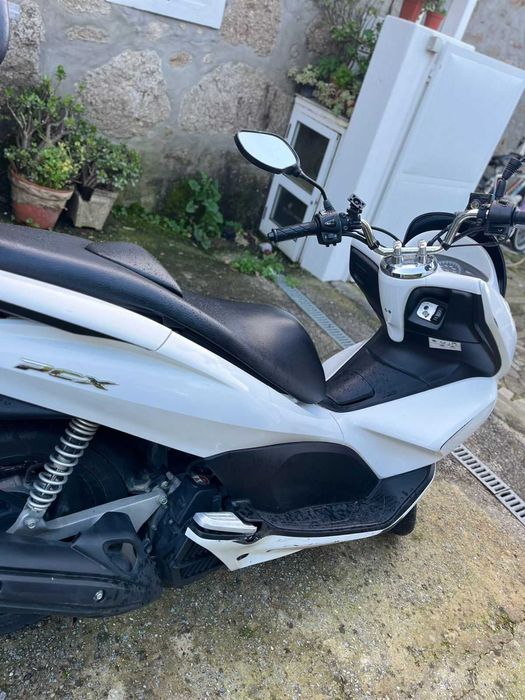 Vendo minha Mota PCX