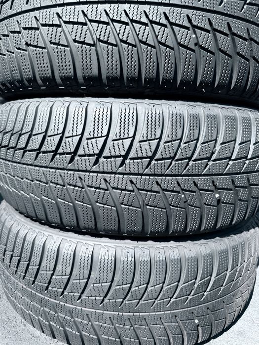 205 55 17 Bridgestone Blizzak LM001 85% 2024 Шини Зима