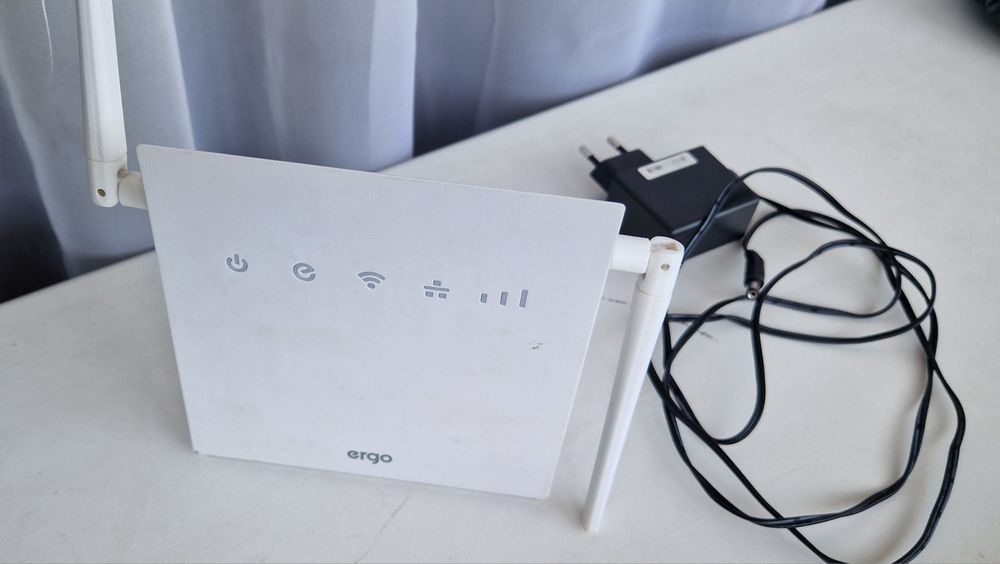 Модем 4G / 3G + Wi-Fi роутер ERGO R0516