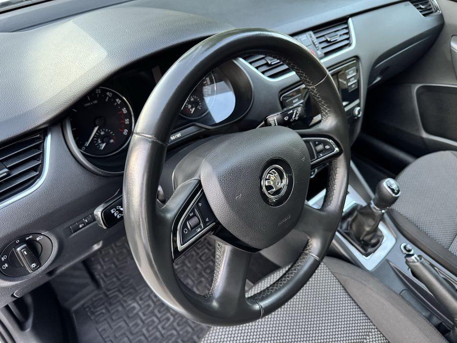 Skoda Octavia 2014 VIN TMBAJ2NE1FB006114 фото оголошення 16 з 24