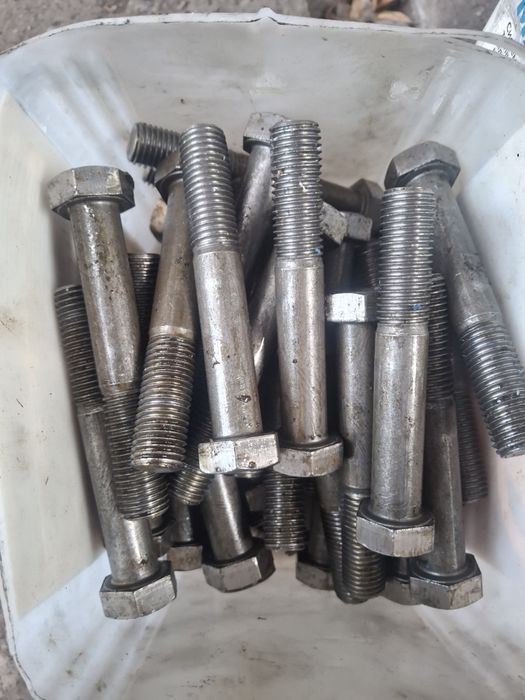 Продам метизы  м 16 м 10