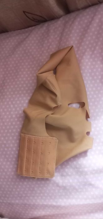 Маска тонкая для уменьшения подбородка