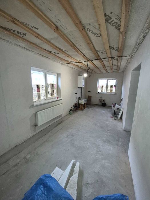 Продам новий двоповерховий будинок 150м2 в Новій Боярці, 6 соток.