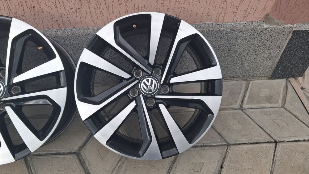 Оригінальні диски титани VW Tiguan Passat 5/112R17 vag Dublin Поштучно