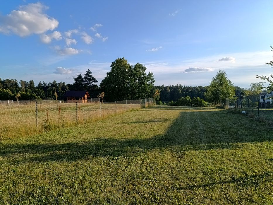 Działka nad jeziorem, pole kempingowe, wakacje nad jeziorem, media