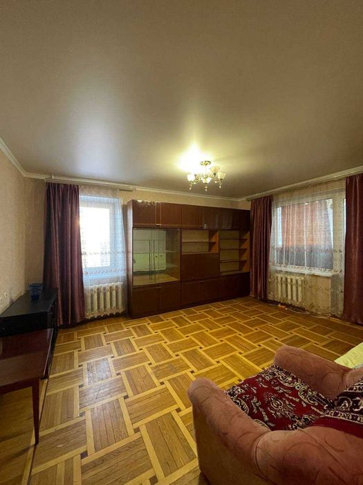 Здам велику 1 кім. квартиру на Кн. Володимира Великого/Марсельській!