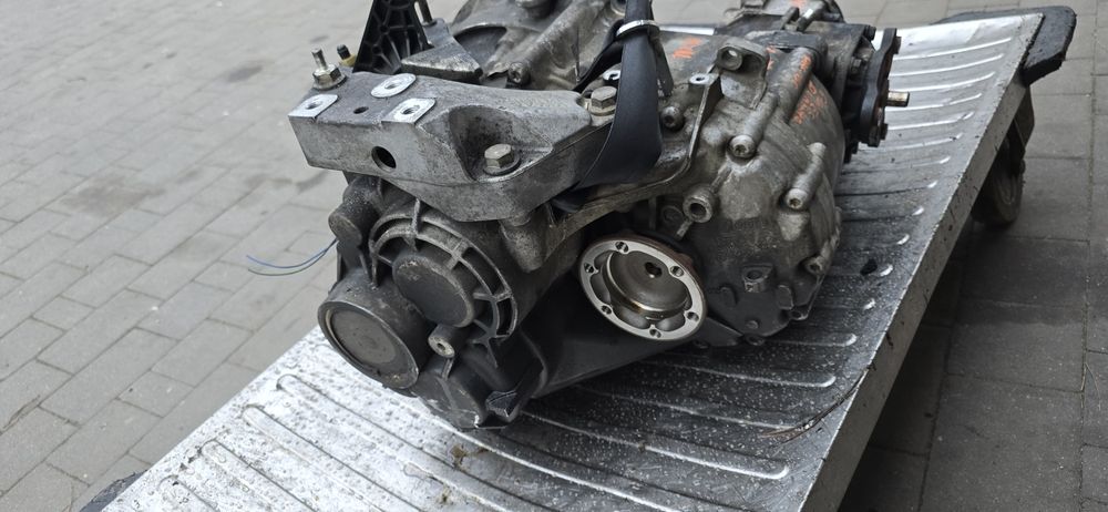 Skrzynia biegów VW Passat B6 4x4 2.0 tdi KXU