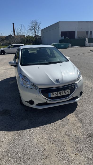 Peugeot 208 1.2 5p 2014