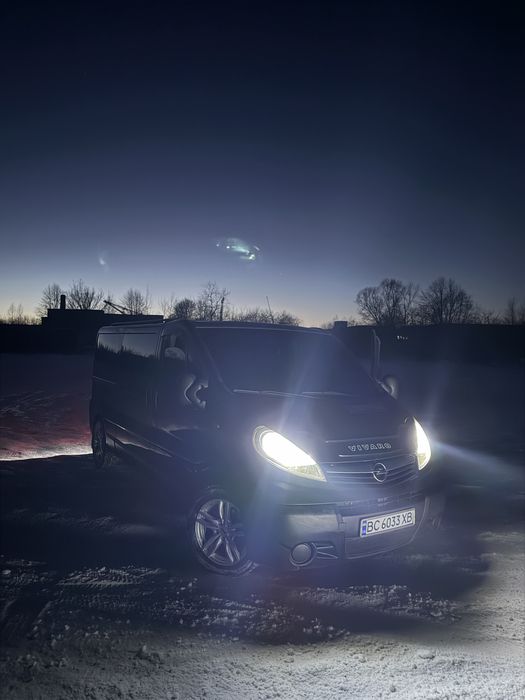 Opel Vivaro 2.5 2008р