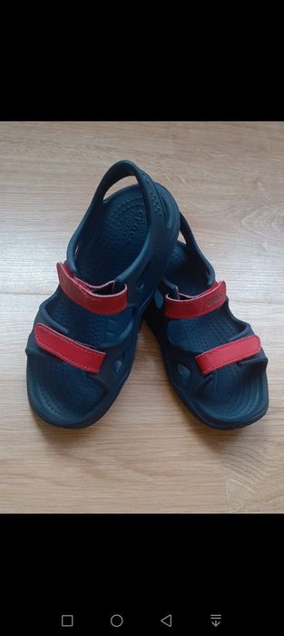Sandały Crocs C12