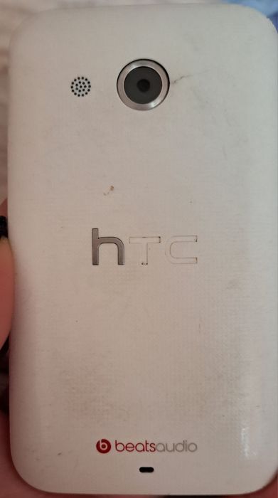 Телефон HTC на запчастини