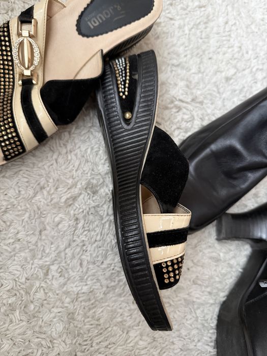 Жіноче взуття  39 та 41 розмір