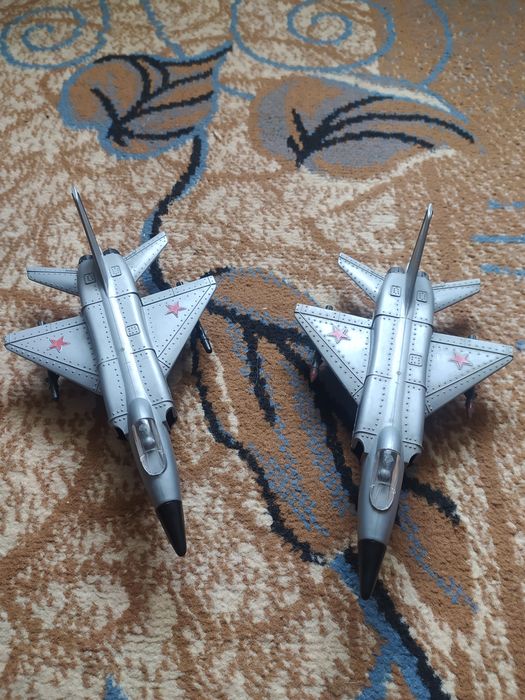 Літак винищувач 2