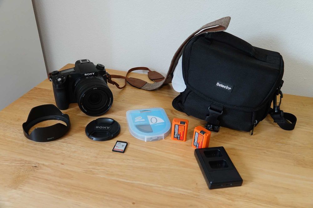 Sony RX10 III + acessórios