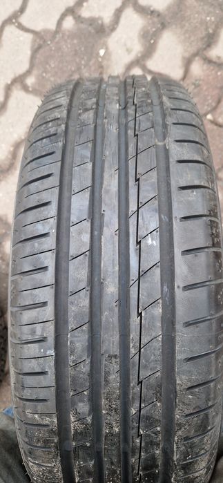 215/60 R17 96H Yokohama bluearth - A nowa 2017r