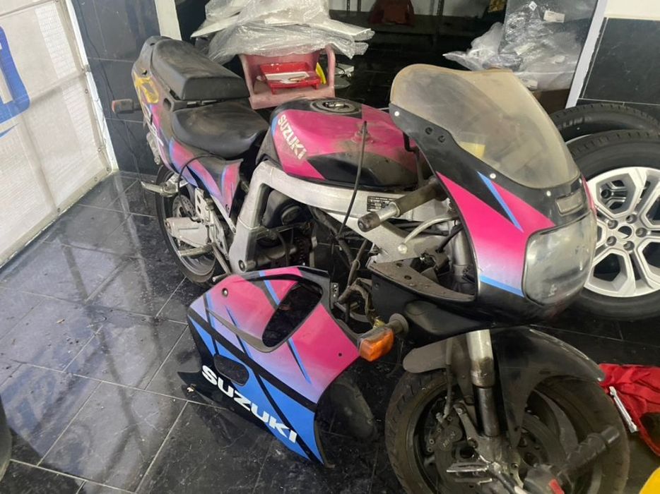 Gsxr 750 1993 para pecas