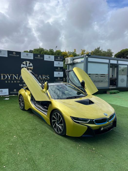 BMW i8