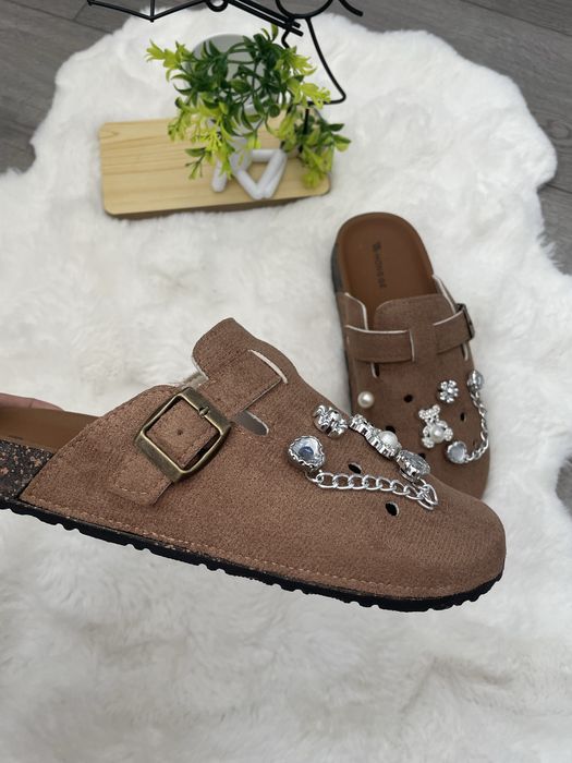 неймовірні мюллі сабо під замш