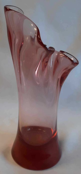 Czerwony Wazon Falbana Szkło Vintage PRL