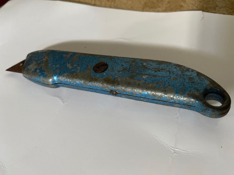 Vendo ferramenta antiga