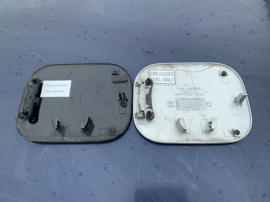 Продам лючки на Daewoo Lanos Sens.