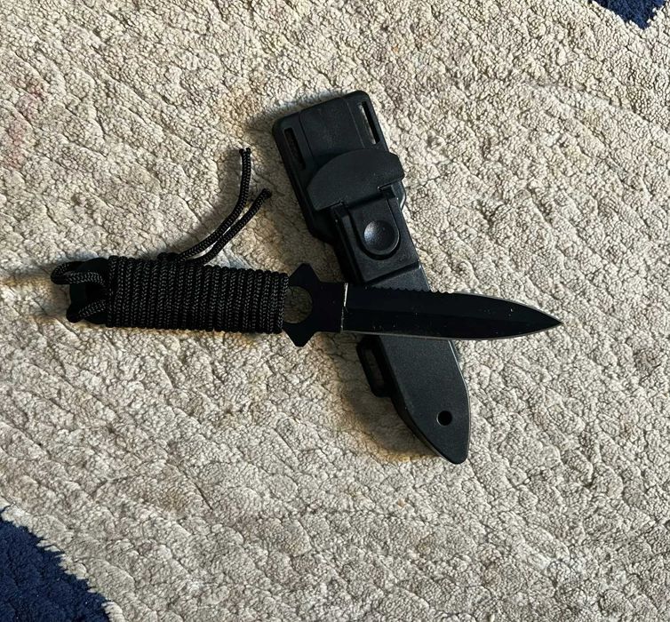 Нож высокой прочности для кемпинга