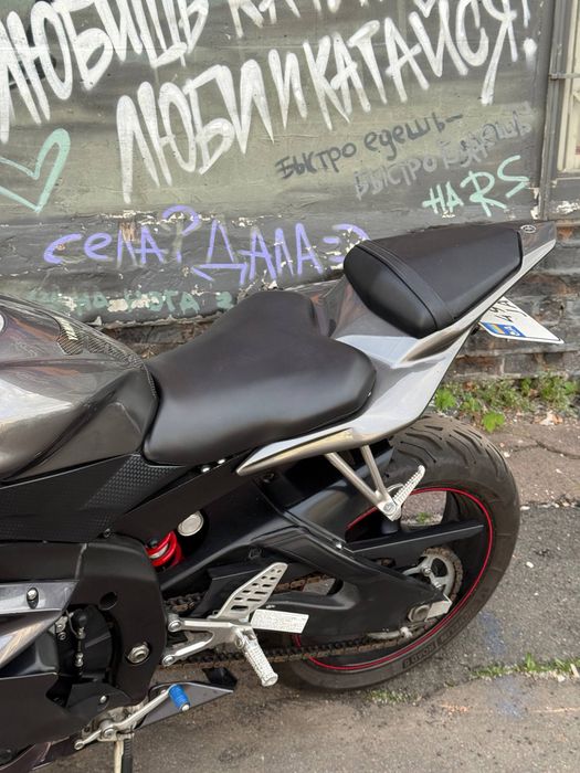 Мотоцикл Yamaha YZF-R6 2006 рік
