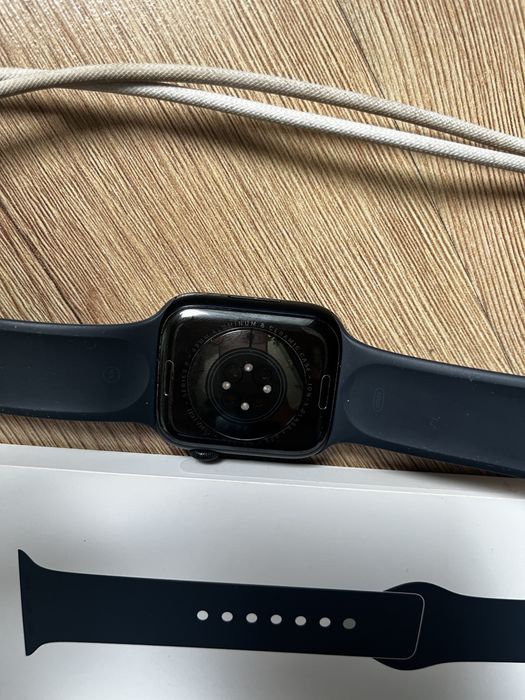 Apple watch series 9, 45 mm alluminum & ceramic