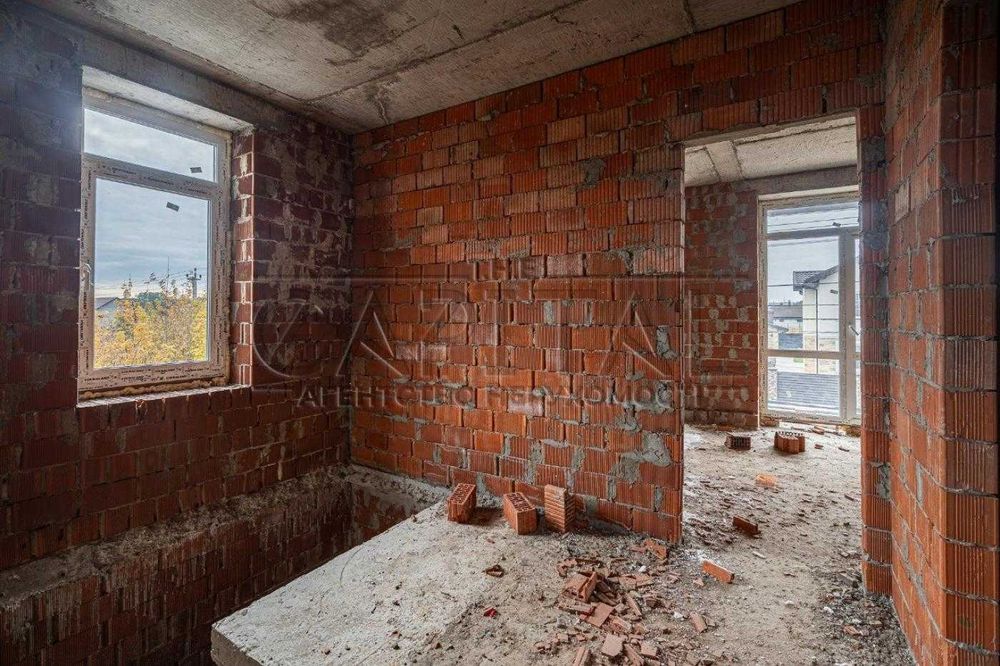 Продаж таунхаус Крюківщина є ЦОКОЛЬ є УКРИТТЯ газ тераса 116м2
