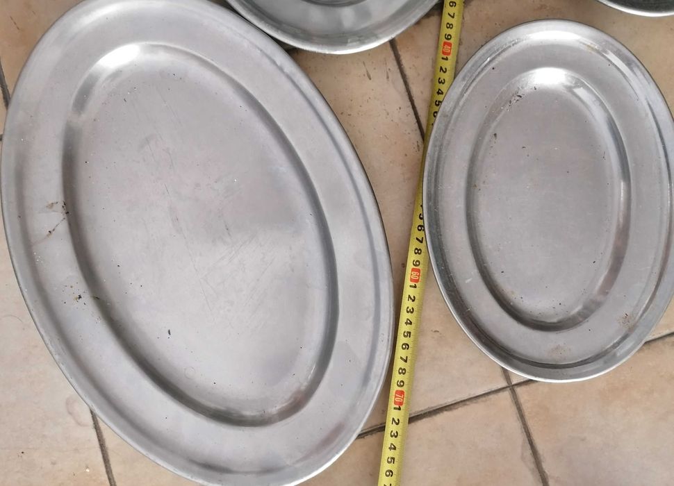 Travessas inox, lote de 4 un, por 10€