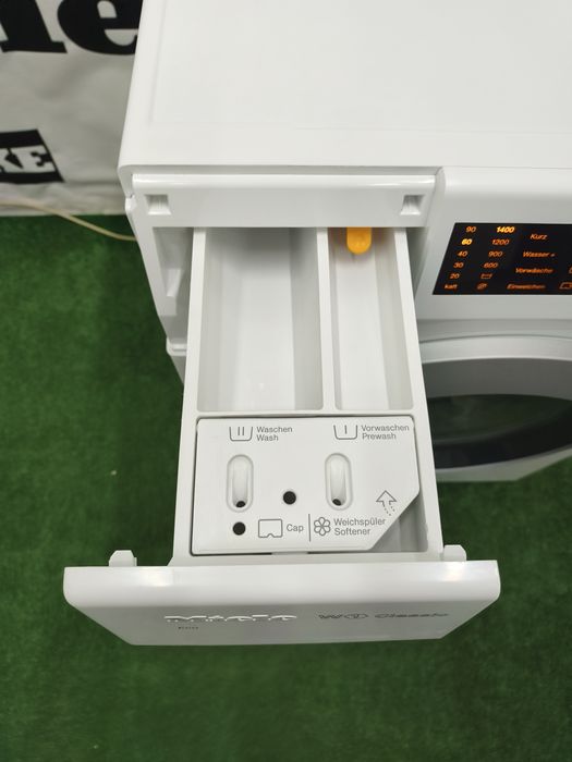 Надійна пральна машина Miele W1 Classic EcoPlus & Comfort WDB 037 WCS 8kg A+++