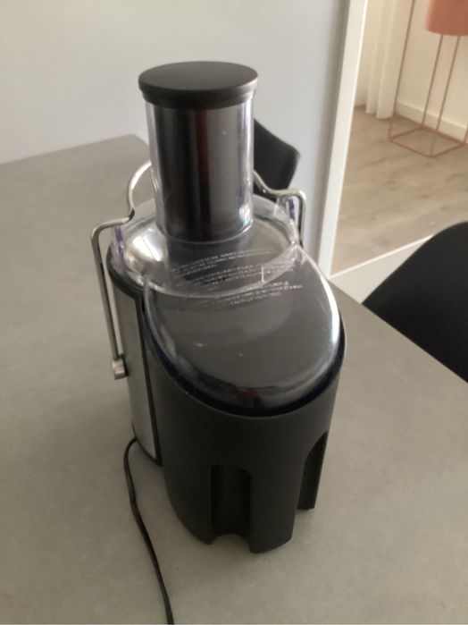 Máquina de fazer sumos naturais com fruta