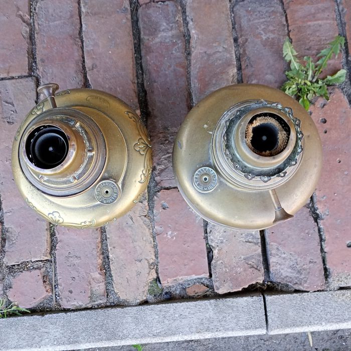 Stare lampy naftowe