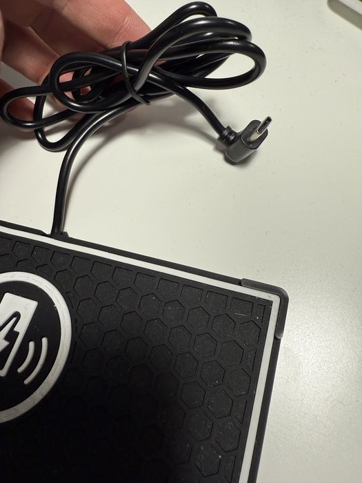 Wireless Charger / MagSafe64738330283137124