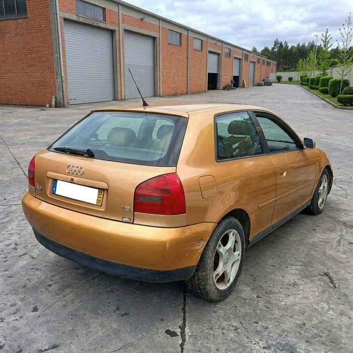Audi A3 1.8 de 1997 - Peças Usadas